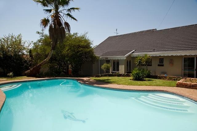Stay-A-While Guesthouse Edenvale Exterior photo