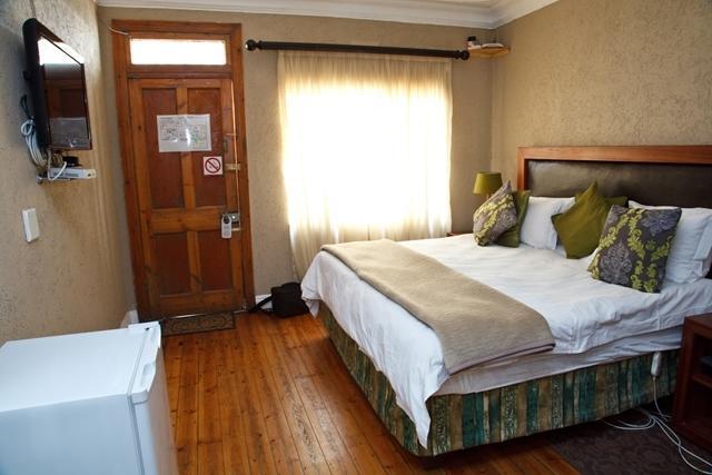 Stay-A-While Guesthouse Edenvale Exterior photo